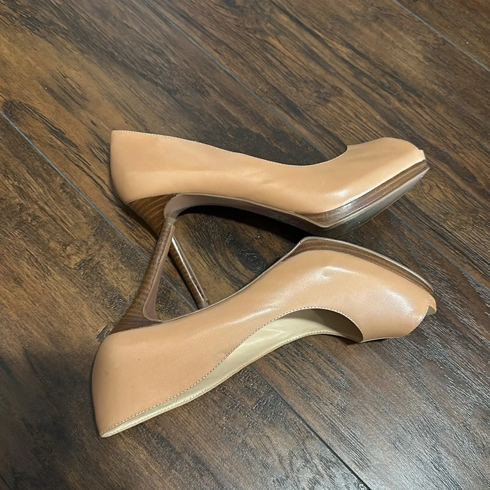 Nine West Tan And Brown Peep Toe Padded Wood Effect Heel Platform Pumps